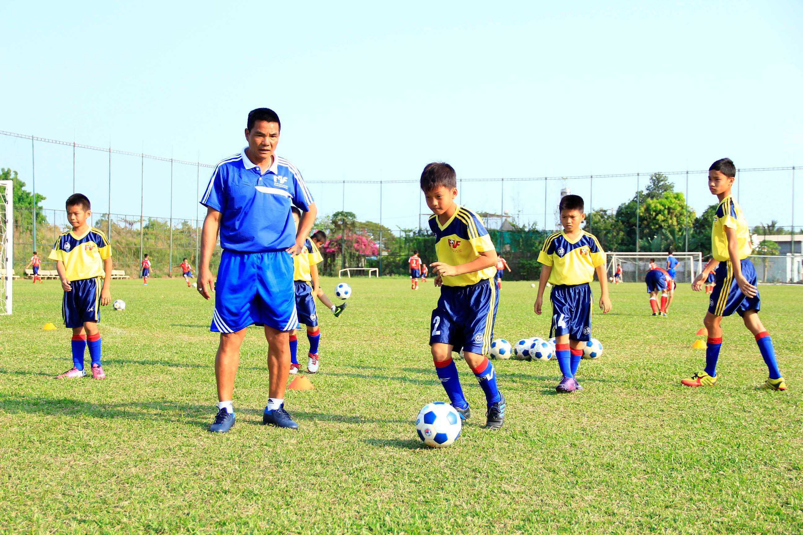 CƠ HỘI TRỞ THÀNH CẦU THỦ ĐẲNG CẤP CHÂU LỤC