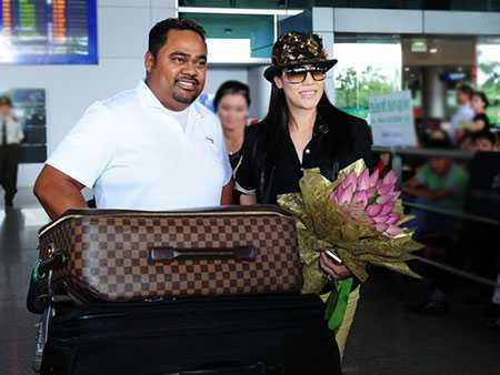 Sao nào được chồng 'nâng niu' nhất showbiz? - 10