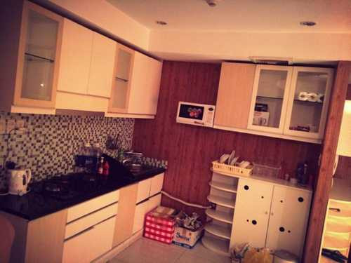 Soi nhà 'đỏ rực' của mẫu xinh Hồng Quế - 7