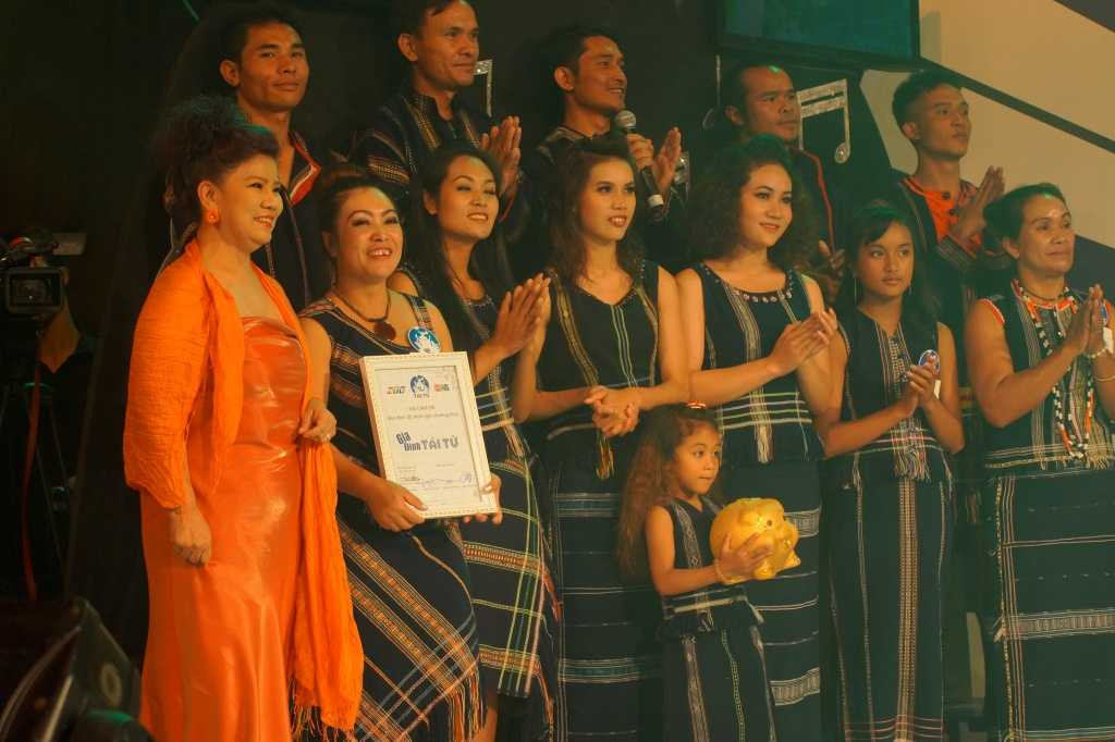 NSND Thanh Hoa hội ngộ 'Gia đình tài tử'