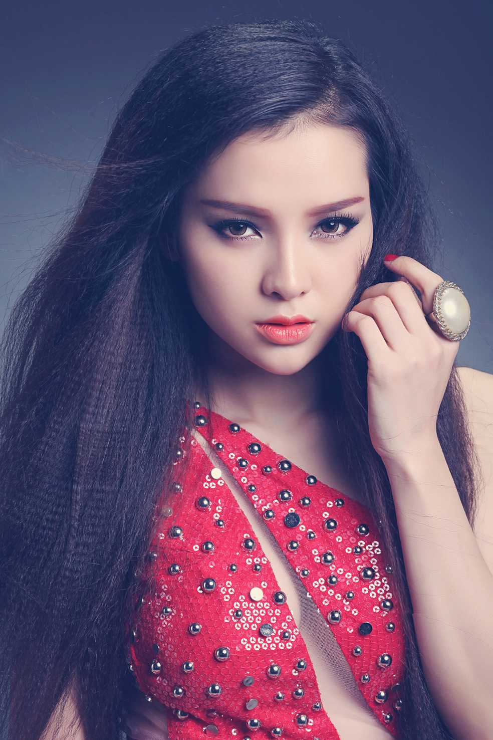 Phương Trinh Jolie bị trầm cảm 