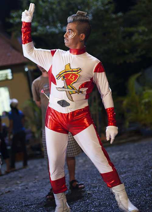 Phì cười xem Phi Thanh Vân làm “đạo chích” - 15