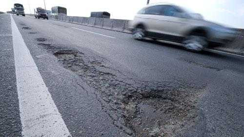 Làm đường cao tốc ở Việt Nam đắt hơn cả Mỹ nhưng vẫn bị lún, sụt