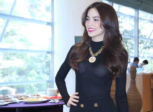 Hà Hồ 'trở lại' với Đức Trí, Cường Đô la có ghen?