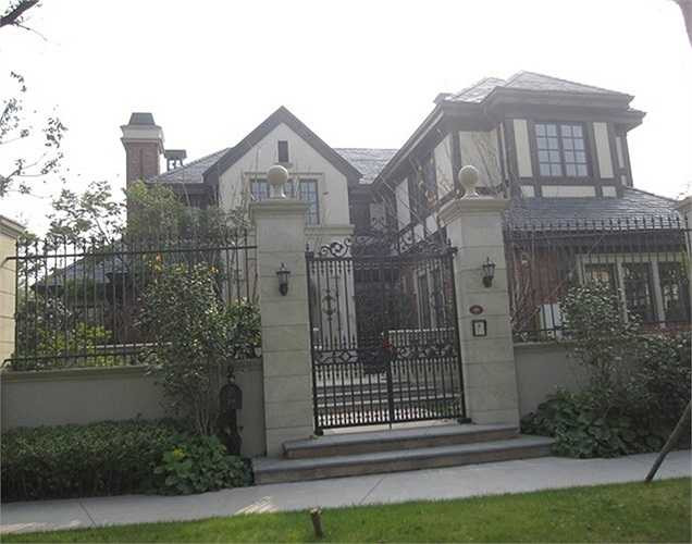 Những biệt thự thiết kế theo phong cách Anh, độ dốc của mái nhà lớn của khu biệt thự Thượng Hải... 