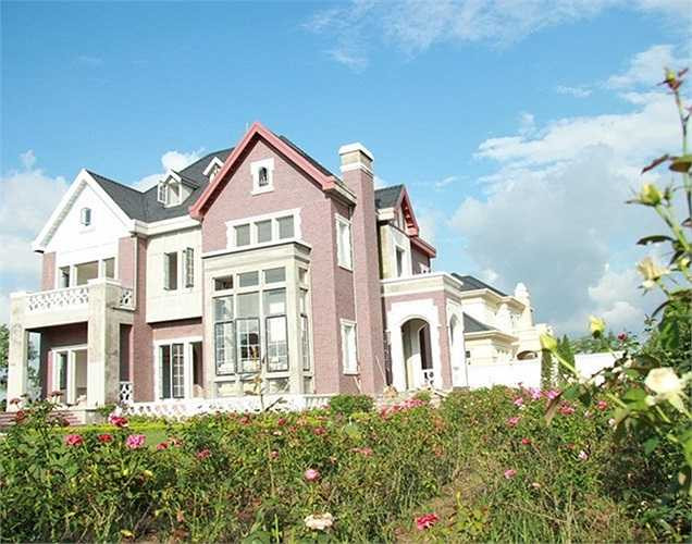 ....đã được Rose Valley Mê Linh hầu như giữ lại những chi tiết đặc trưng. 