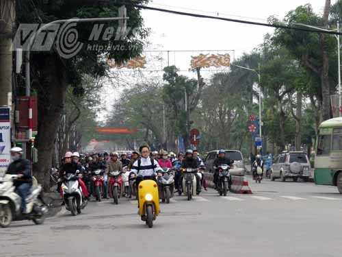 Xe máy là phương tiện chủ yếu của người dân TP