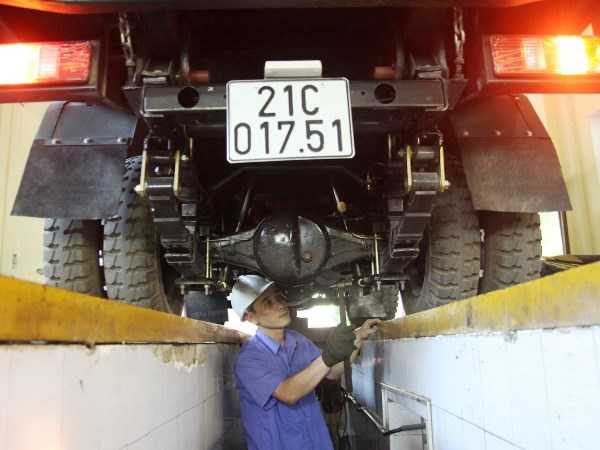 Công tác đăng kiểm xe cơ giới vẫn còn nhiều vi phạm và tiêu cực