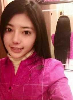 Một cô gái đến từ Hàng Châu đã trở thành tâm điểm của dư luận khi hình ảnh cô chạy marathon được lan truyền.