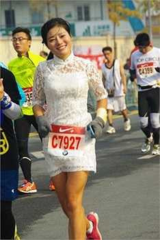 Cùng ngắm thêm những hình ảnh xinh đẹp của cô gái này: