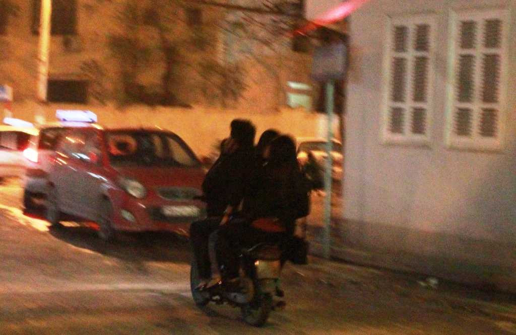 cảnh sát, công an, quái xế, gái gọi, phố phường, Hà Nội