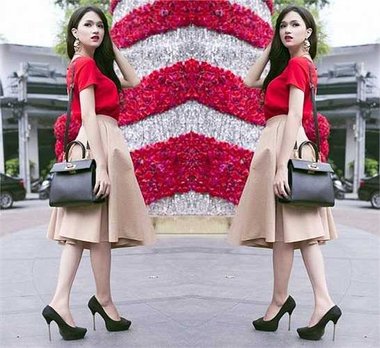 Hương Giang Idol là ca sỹ bước ra từ cuộc thi Vietnam Idol. Từ cuộc thi này cô được khán giả nhất là các bạn trẻ biết đến và yêu mến nhiều hơn. 