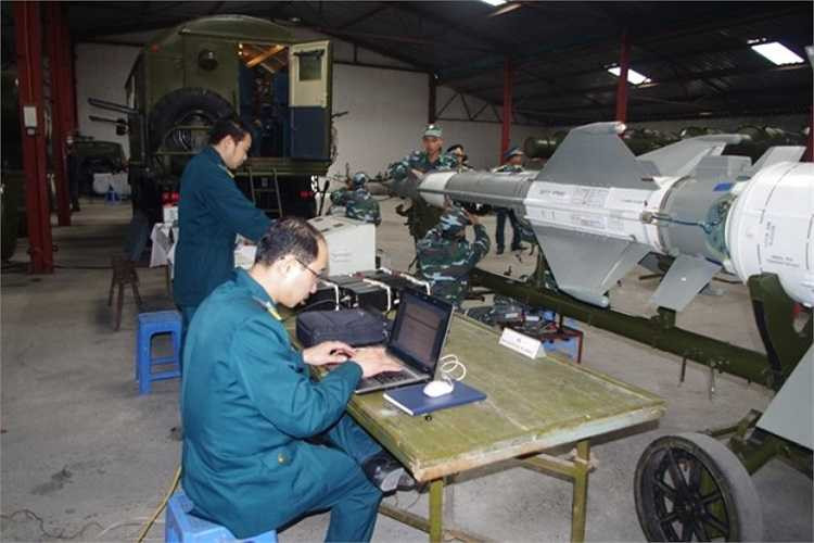 Gói nâng cấp này chủ yếu tập trung vào cải tiến radar điều khiển hỏa lực, trang bị an-ten mới, bổ sung phầm mềm lái tự động mới, bộ vi xử lý mới. Radar nâng cấp cho phép cung cấp kênh dẫn hướng cho 2 tên lửa tấn công mục tiêu cùng lúc. 