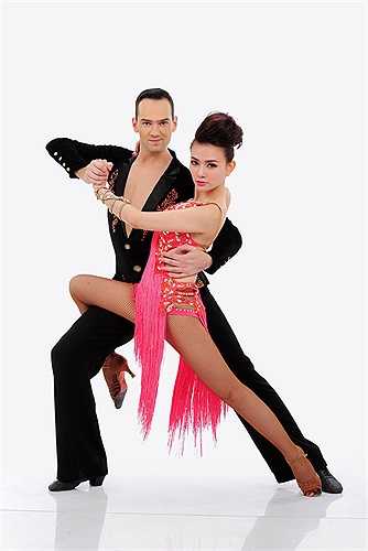 Thu Thủy vốn là người có niềm đam mê với bộ môn dancesport.