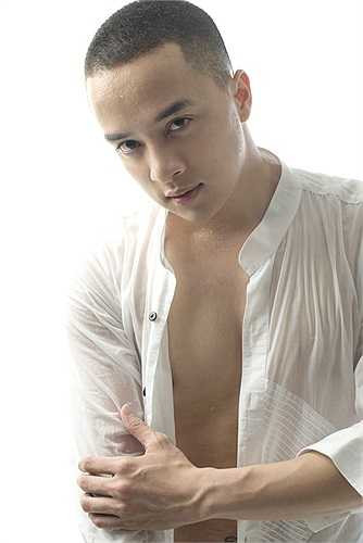 Cùng với Bảo Thy, Cao Thái Sơn, một trong những ca sỹ sở hữu nhiều ca khúc hit đình đám sẽ là nhân vật chính của liveshow Tôi tỏa sáng số 2, diễn ra vào ngày 19/04/2014. 