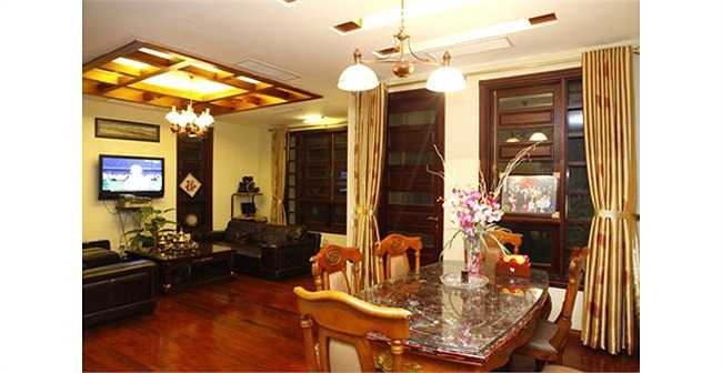 Trong căn nhà của mình, Hương cảm thấy thư giãn nhất khi ở trong phòng ngủ và phòng thiền. Phòng ngủ có những chú gấu bông rất êm do fan tặng, ôm rất thích thú. Khi ngồi trong phòng thiền, từ trên cao cô có thể quan sát được cảnh vật đẹp tươi bên dưới.