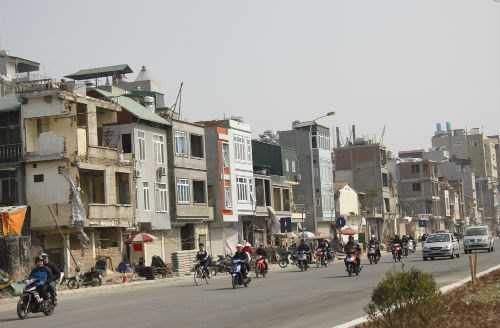 Xử nhà siêu mỏng, siêu méo: Bí thư Hà Nội 'bắt bài' cấp dưới