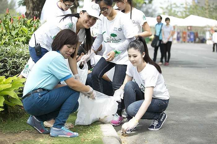 Ngọc Hân đã có mặt tại thành phố Hồ Chí Minh để tham gia Chương trình Hưởng ứng Giờ trái đất 2014 với tư cách là Đại sứ của chương trình cùng hơn 1000 tình nguyện viên.
