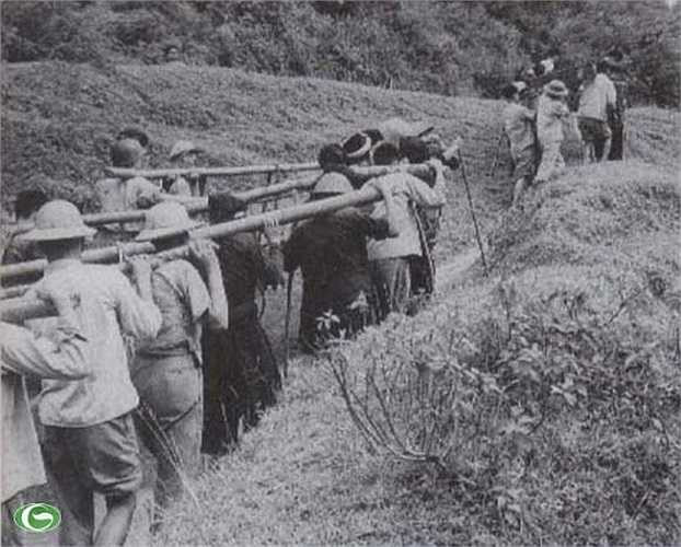 Chiến thắng có một phần đóng góp to lớn của các tầng lớp nhân dân 