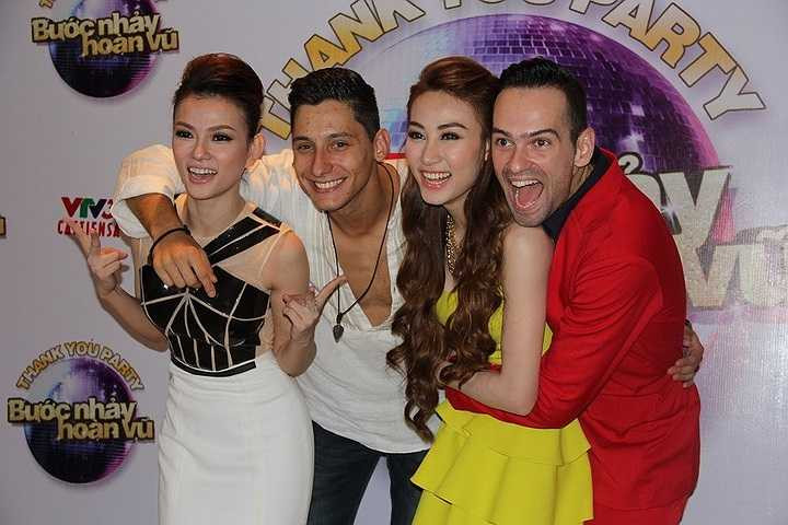 Đến dự cùng Ngân Khánh, Thu Thủy còn có giám khảo Khánh Thy, Á quân Trương Nam Thành, biên đạo John Huy Trần... 