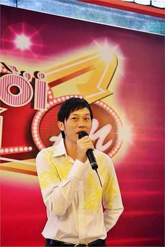 Anh cùng Việt Hương trở thành đội chủ nhà của chương trình 'Người bí ẩn'.