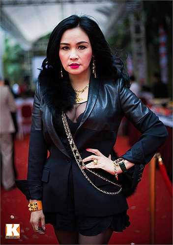 Diva Thanh Lam có tiếng là ăn mặc bạo dạn.