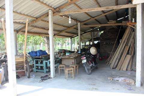 Quảng Nam, cưỡng đoạt tài sản, thuốc độc, tự tử