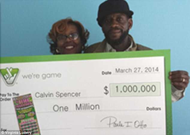 Đôi vợ chồng, ba lần trúng số triệu đô trong tháng