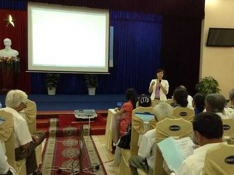 Vinamilk chăm sóc sức khỏe Người cao tuổi Miền Trung