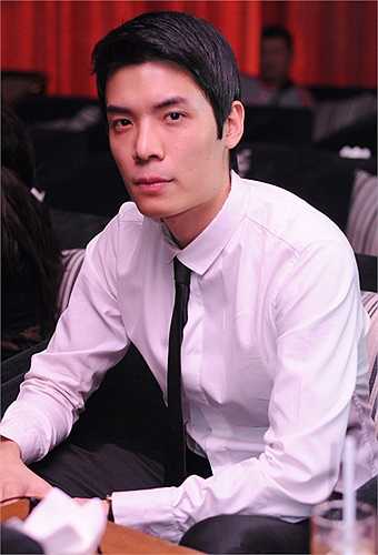 Phillip Lê từng dính tin đồn là gay và Chung Thục Quyên từng lên tiếng phát biểu về việc này: 'Chuyện anh ấy có rõ ràng giới tính hay không tôi phải là người hiểu rõ nhất.'