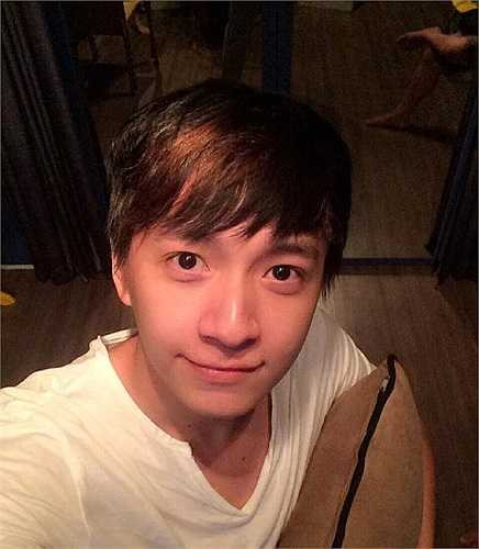 Ngô Kiến Huy xì tin.