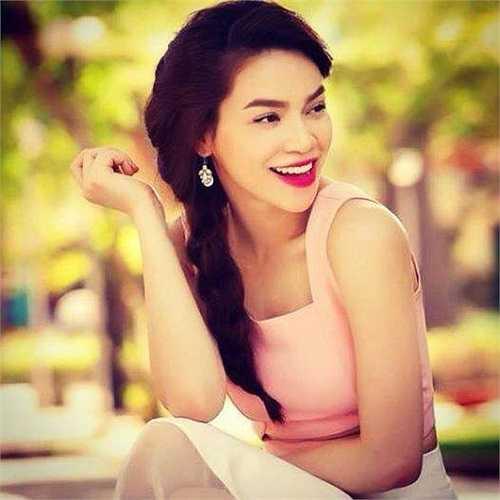 Hồ Ngọc Hà luôn sành điệu.