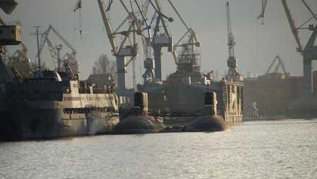 Hôm nay, 2 tàu ngầm Kilo chính thức gia nhập Hải quân VN