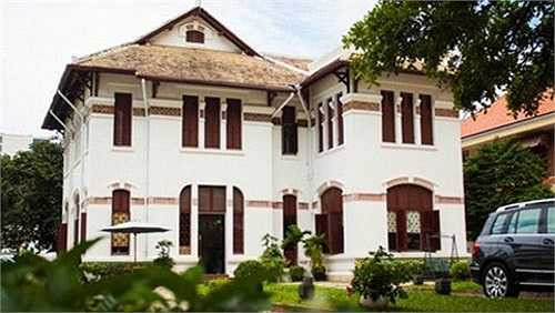 Đây cũng là nơi đầu tiên tại Việt Nam cung cấp trọn gói đánh giá và trao chứng nhận cho chứng chỉ âm nhạc quốc tế Trinity College London.