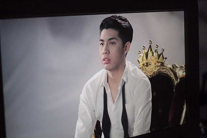 Sau single 'Chôn giấu giấc mơ', Noo sẽ có tour lưu diễn dài ngày ở nhiều nước trên thế giới dành cho kiều bào, trước khi cho ra mắt album cover đã trễ hẹn từ năm ngoái 'Dấu yêu một thời'.