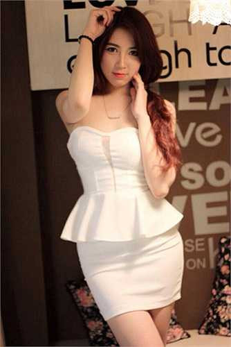 Đặc biệt, cô từng nhiều lần dự thi và 'rinh' giải thưởng cao từ các cuộc thi sắc đẹp trong và ngoài thành phố Hải Dương quê hương.