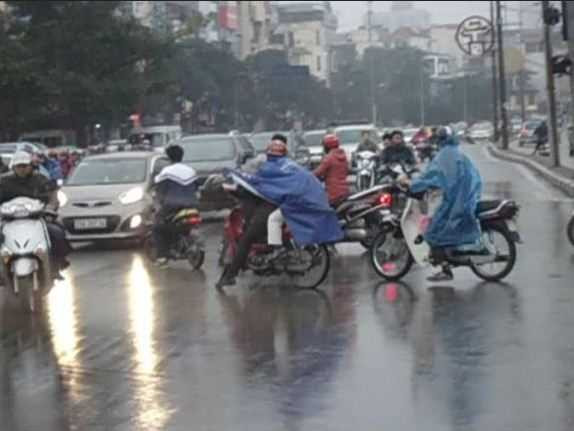 giao thông hà nội, ngã tư, võ thị sáu, trần khát chân, hỗn loạn