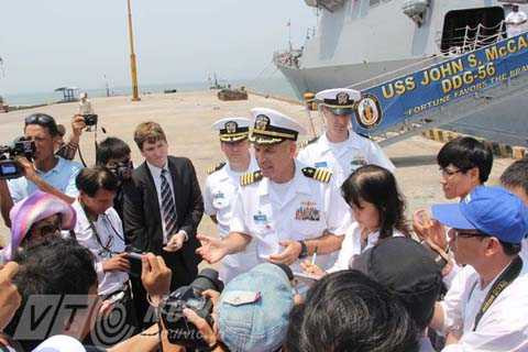 Chiến hạm, tàu khu trục, USS, John S.McCain, chiến hạm, Hải quân Mỹ, Việt Nam, Đà Nẵng