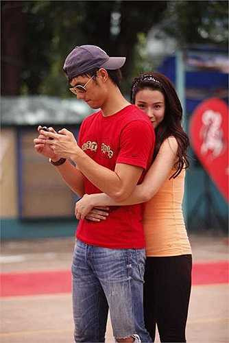 Bất chấp cái nắng gay gắt của mùa hè, hàng nghìn gương mặt đã hào hứng tham gia vào các hoạt động, thử thách đầy thú vị của buổi tuyển chọn. 