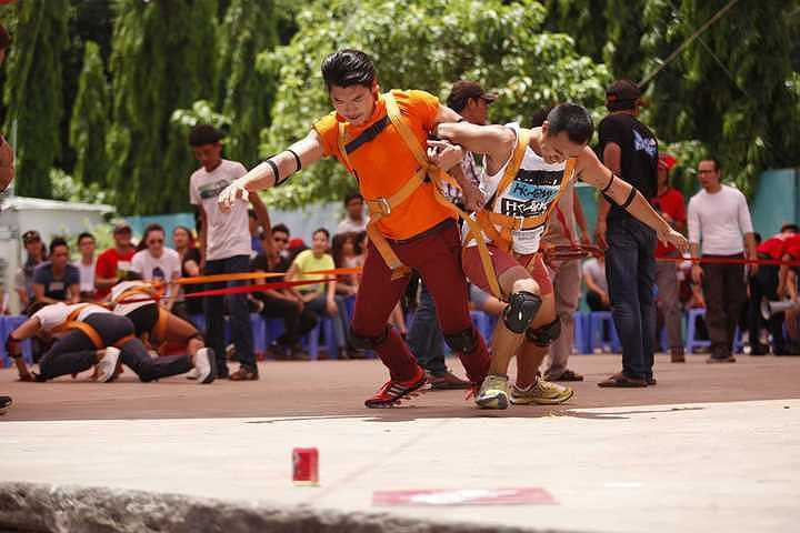 'Tham gia vào những trò chơi này cảm giác như mình được tiếp thêm năng lượng, thêm động lực để bức phá bản thân. Thật sự bây giờ Nam Thành rất nôn nóng để cùng người bạn đồng hành vừa tìm được đặt chân vào những chặng đua của cuộc đua năm nay'.