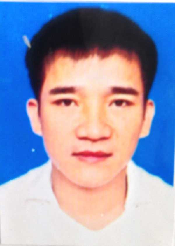 Nhận nhầm bạn gái ông trùm, bị đánh gục tại chỗ