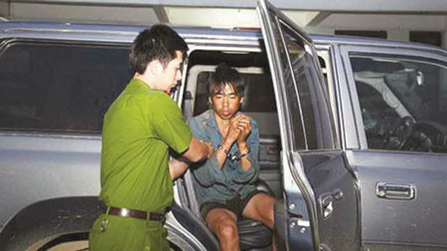 Côn đồ dùng súng kíp bắn chết công an viên