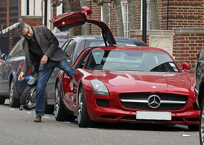 Có thiết kế tuyệt đẹp và sở hữu khả năng vận hành mạnh mẽ, siêu xe này dường như không phù hợp với công việc mua sắm hàng ngày.