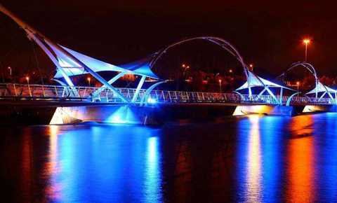 Đà Nẵng, cầu đi bộ, vỏ sò, bắc qua sông Hàn, triệu USD