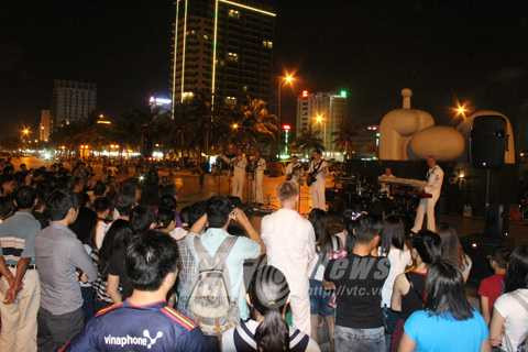 Đà Nẵng, Hải quân Hoa Kỳ, lính Mỹ, công viên Biển Đông, USS John S. McCain (DDG 56), chiến hạm