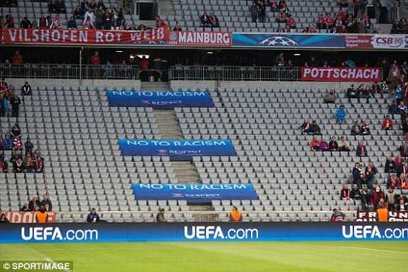 Nói không với phân biệt chủng tốc