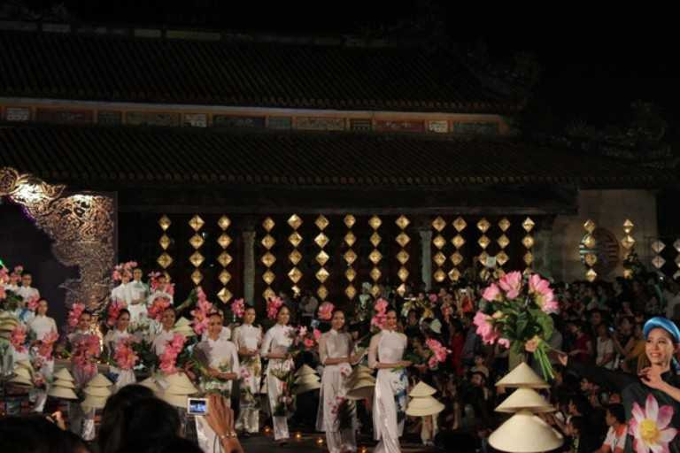 đêm phương đông, bí ẩn hoàng cung, festival huế