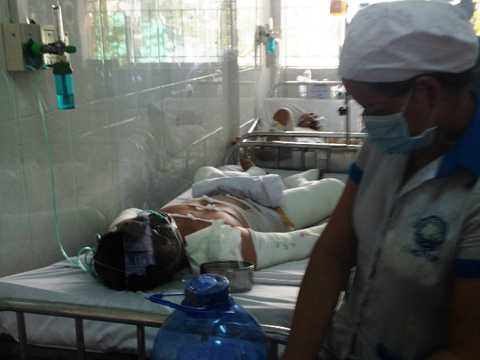 Nổ lò nung thép: Nhiều công nhân không mang bảo hộ lao động