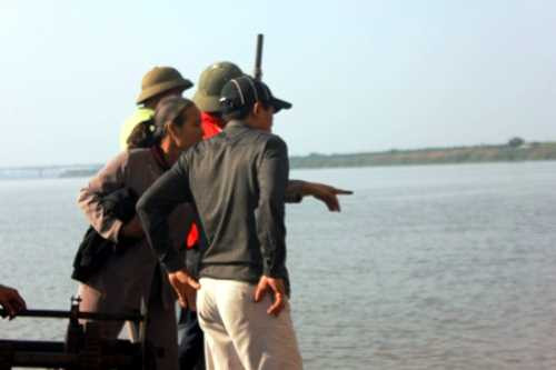 Nhà ngoại cảm chỉ chỗ tìm xác (Ảnh: VietNamNet)