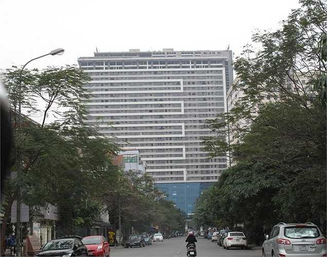 Dự án Starcity Lê Văn Lương cũng là một dự án đáng chú ý trong thời gian vừa qua. Dự án do Tập đoàn Ocean Group làm chủ đầu tư.